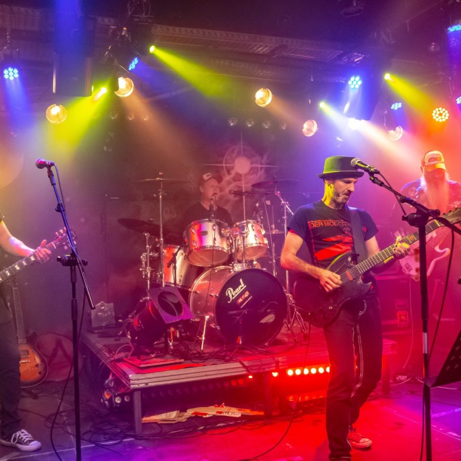 FRAG FRANK — Berlin blues-punk band live at Junction Bar Kreuzberg, July 2026